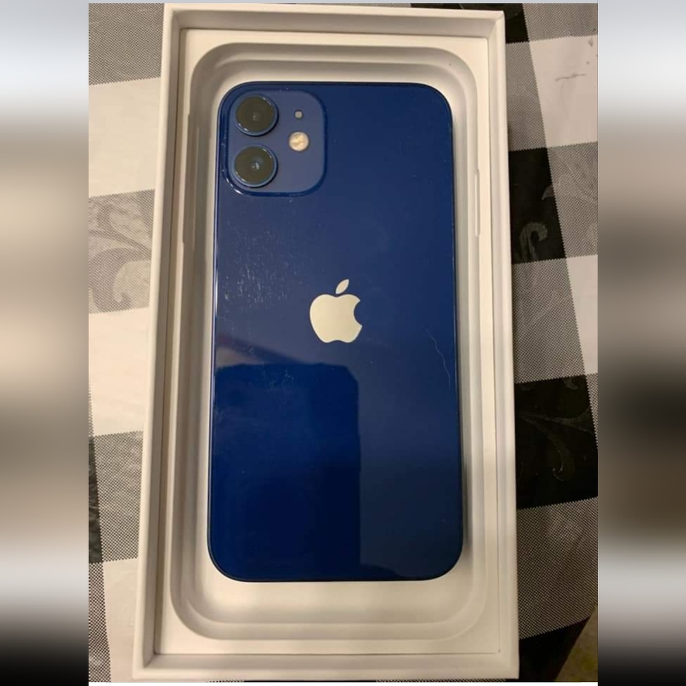 Like New iPhone 12 mini 128GB AT&T